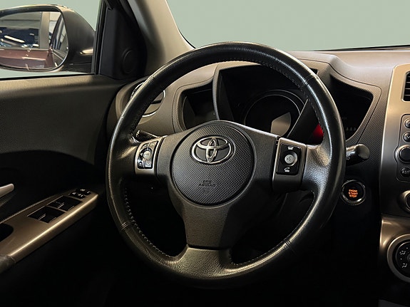 Toyota Urban Cruiser 15 of 29