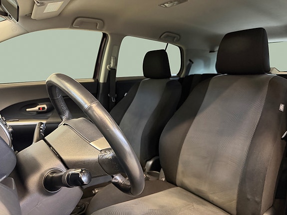 Toyota Urban Cruiser 10 of 29