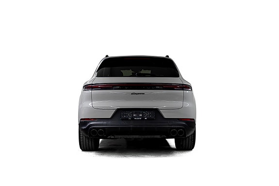 Porsche Cayenne 7 of 30