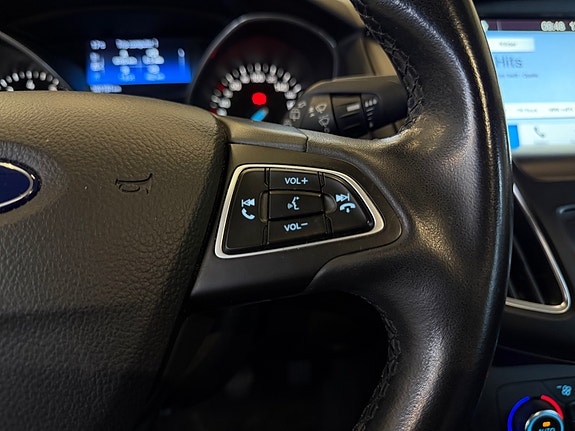 Ford Focus 25 of 30