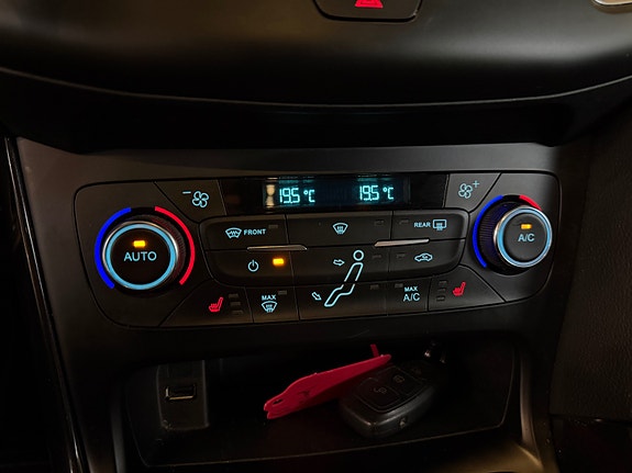 Ford Focus 19 of 30