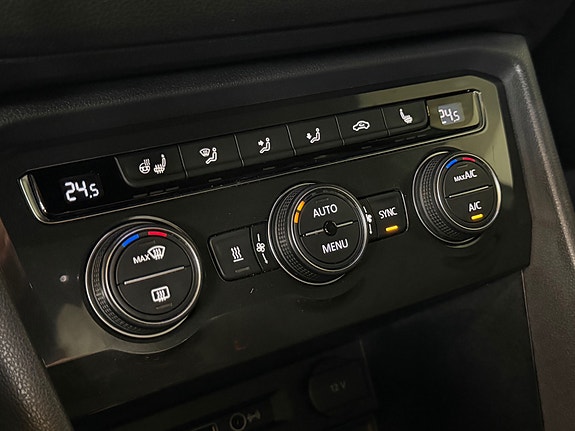 Volkswagen Tiguan Allspace 28 of 30