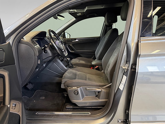 Volkswagen Tiguan Allspace 10 of 30