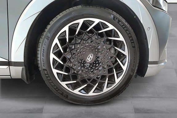 Hyundai Ioniq 5 24 of 30