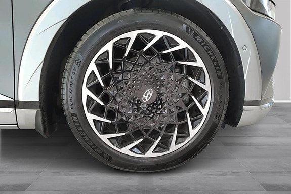 Hyundai Ioniq 5 4 of 30