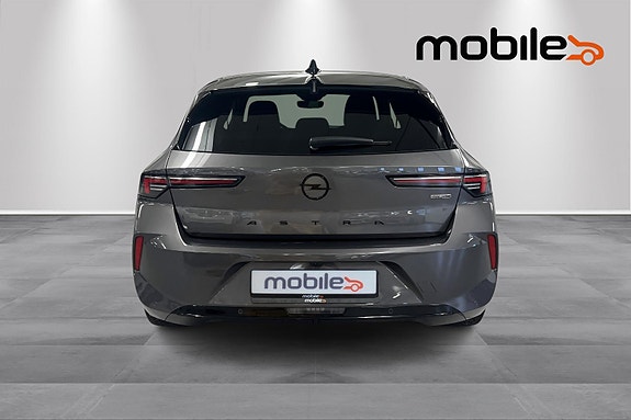 Opel Astra 4 of 24