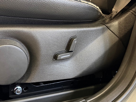 Mercedes-Benz GLK220 20 of 30