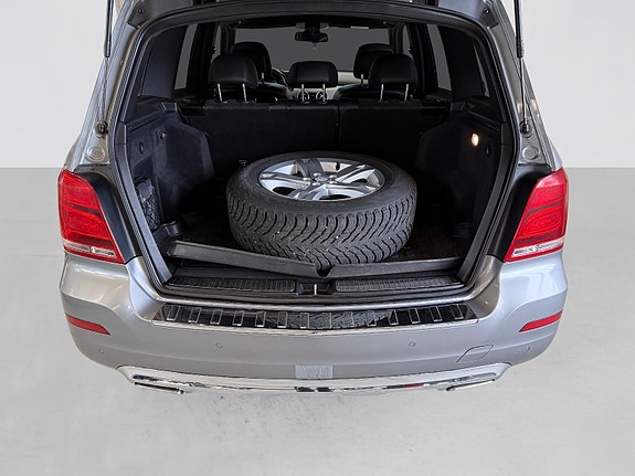 Mercedes-Benz GLK220 8 of 30