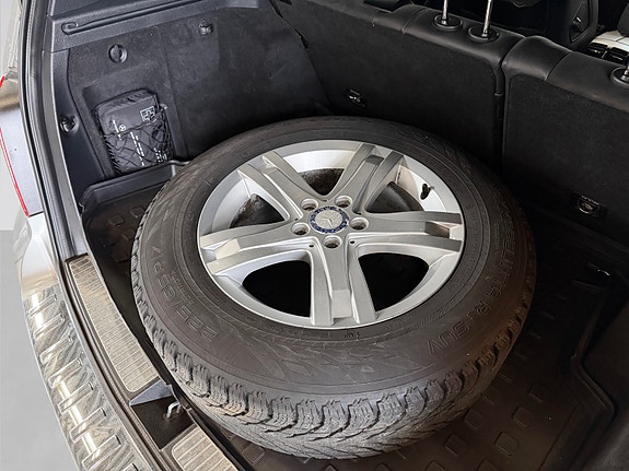 Mercedes-Benz GLK220 30 of 30