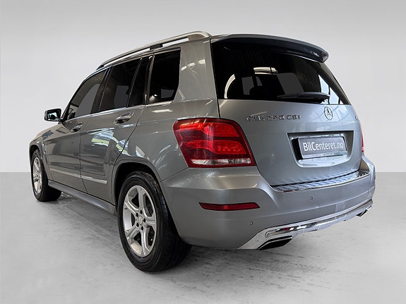 Mercedes-Benz GLK220 6 of 30