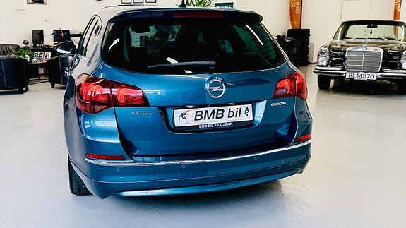 Opel Astra 6 of 30