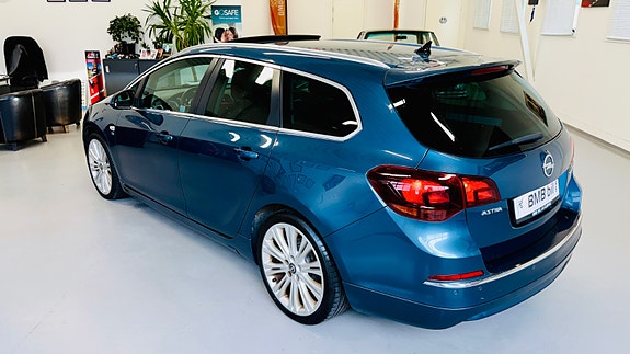 Opel Astra 7 of 30