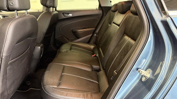 Opel Astra 14 of 30