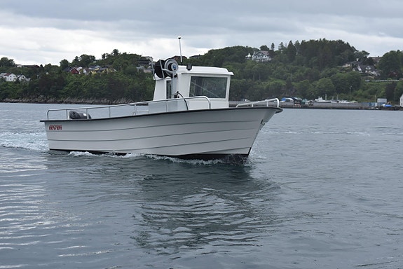 ØIEN 710H , FERDIG UTSTYRT, KLAR TIL HUMMERFISKE 4 of 30