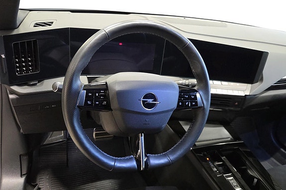 Opel Astra 9 of 25