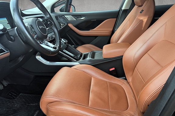 Jaguar I-PACE 9 of 23
