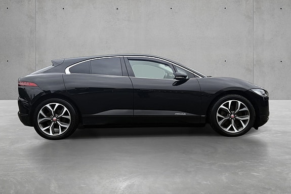 Jaguar I-PACE 2 of 23