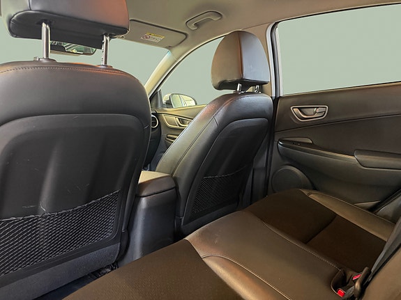 Hyundai Kona 15 of 26