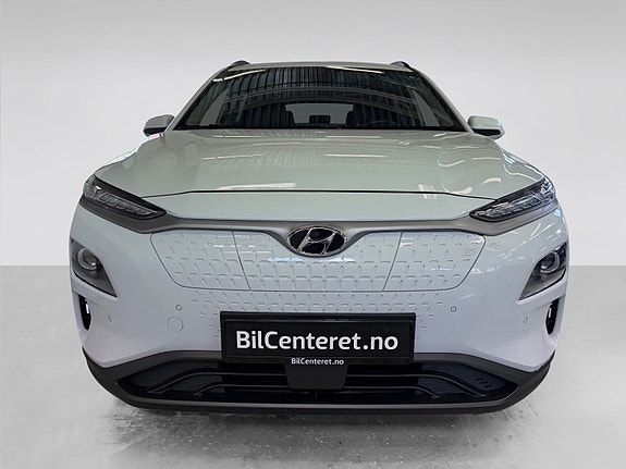 Hyundai Kona 2 of 26