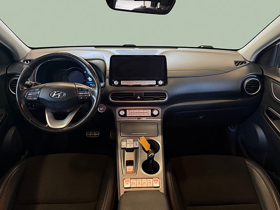 Hyundai Kona 16 of 26