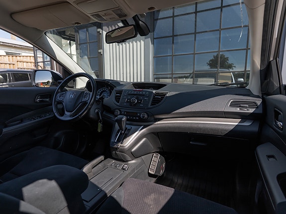 Honda CR-V 17 of 30