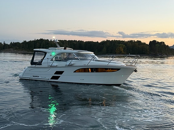 2023 - Marex 310 Sun Cruiser - VP D6-380 DPI - skipsreg! 5 of 12