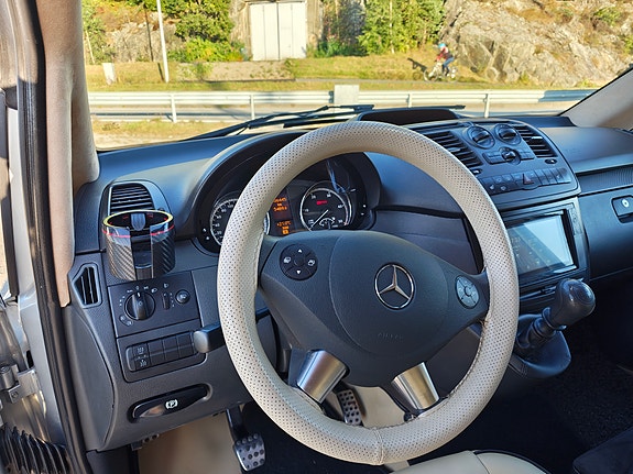 Mercedes-Benz Vito 113 10 of 23