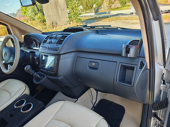 Mercedes-Benz Vito 113 13 of 23