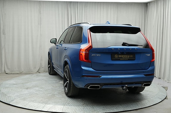 Volvo XC90 19 of 30