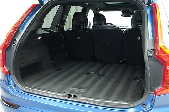 Volvo XC90 7 of 30