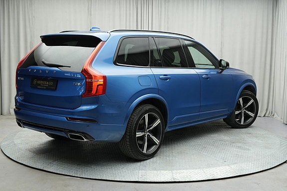 Volvo XC90 3 of 30
