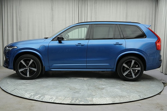 Volvo XC90 13 of 30