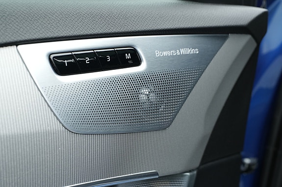 Volvo XC90 27 of 30
