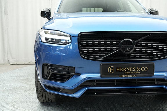 Volvo XC90 17 of 30