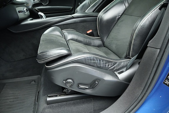 Volvo XC90 30 of 30