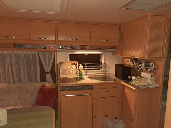 T.E. Caravan Tec Travel King med nytt spikertelt og fast plass på Mageli Camping 10 of 13