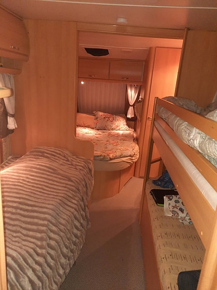 T.E. Caravan Tec Travel King med nytt spikertelt og fast plass på Mageli Camping 11 of 13