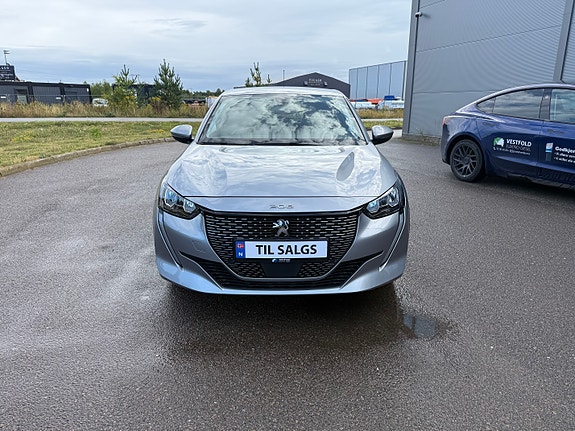 Peugeot 208 2 of 21