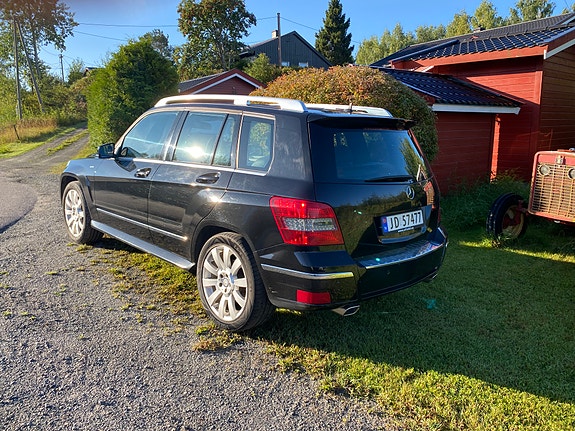 Mercedes-Benz GLK220 6 of 6