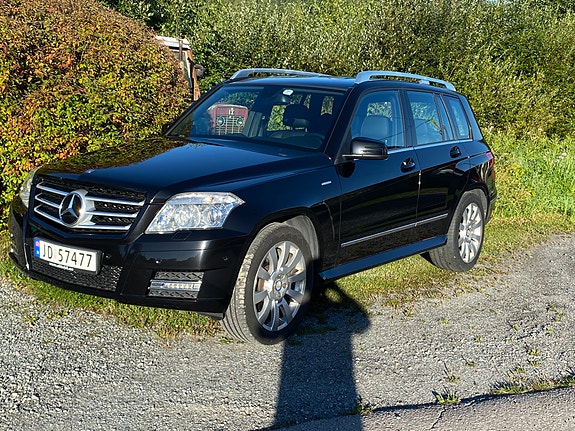 Mercedes-Benz GLK220 5 of 6