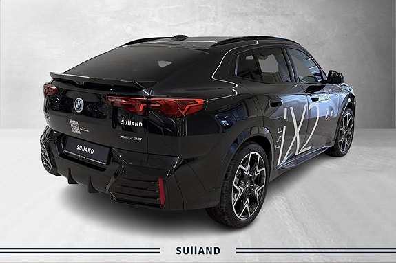 BMW iX2 5 of 21