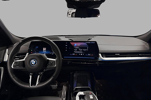 BMW iX2 9 of 21