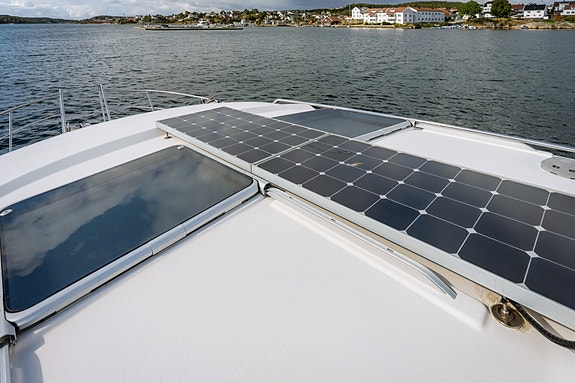 Viknes 1030 K2 - Teak Baug/hekkthruster, autopilot, ankervinsj, AIS 11 of 30