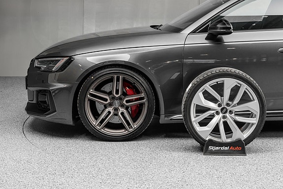 Audi RS4 5 of 30