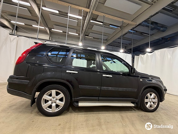 Nissan NISSAN X-TRAIL 4 of 10