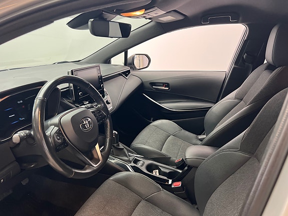 Toyota Corolla 8 of 23