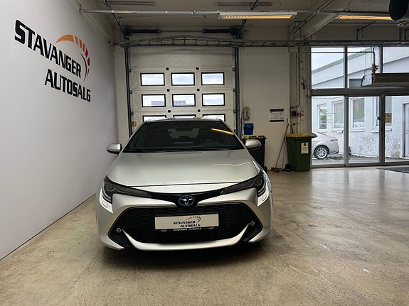 Toyota Corolla 3 of 23
