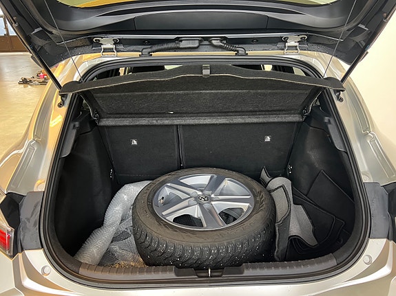 Toyota Corolla 19 of 23