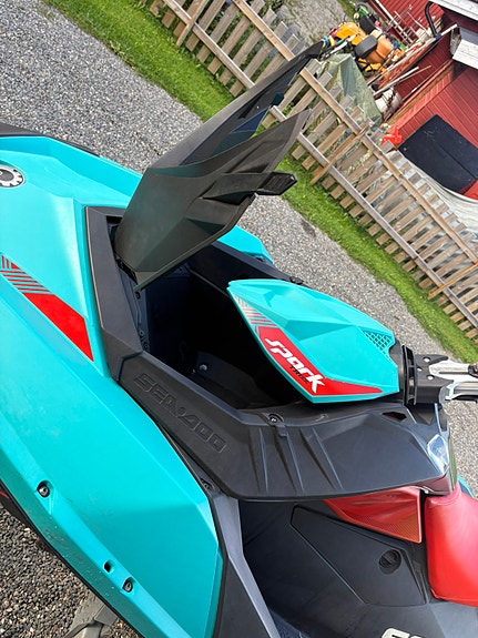 SEA DOO spark trixx 2up (127timer) få timer, få eiere, med henger! 7 of 14