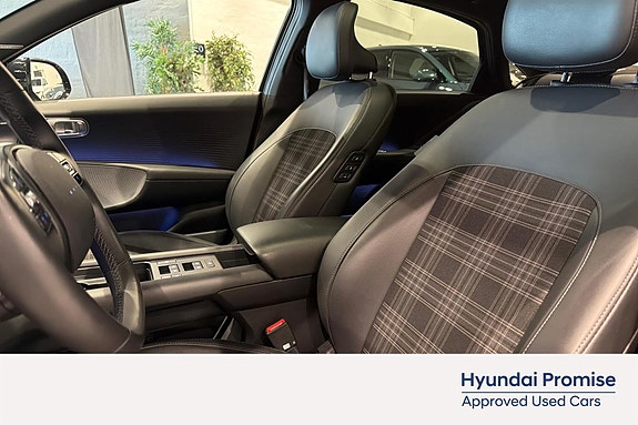 Hyundai Ioniq 6 22 of 27